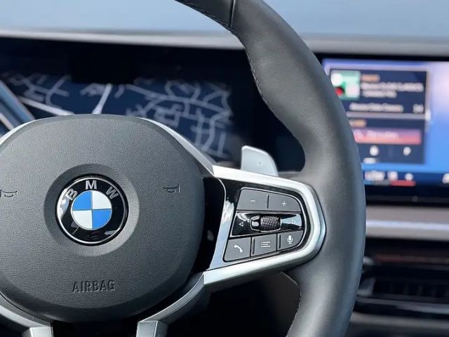 BMW 318 318i M-Sport Sedan