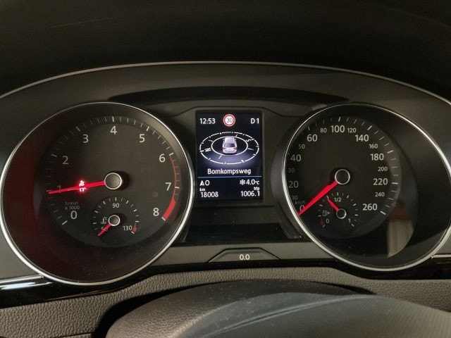 Volkswagen Passat 1.5 TSI Business DSG Variant