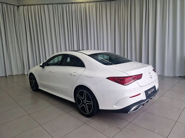 Mercedes-Benz CLA 200 AMG Line Coupé