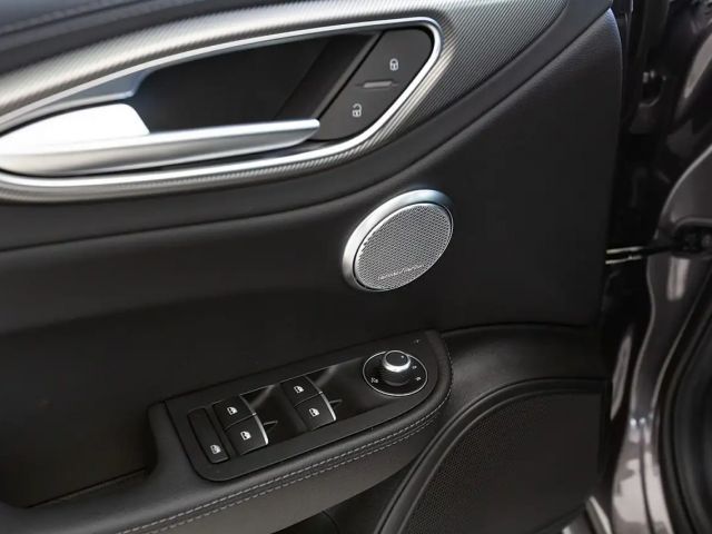 Alfa Romeo Giulia AT8 Q4 Veloce