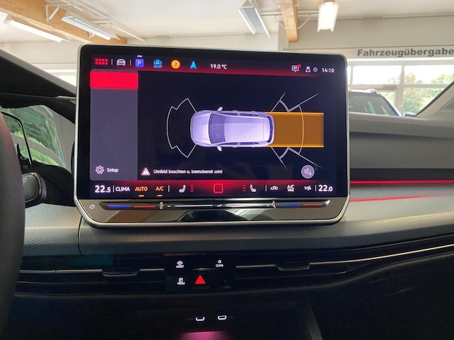 Volkswagen Golf 1.5 TSI BMT Golf VIII