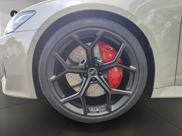 Audi A6 e-tron Avant Performance Quattro