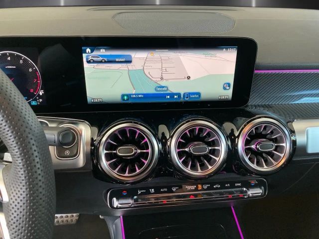 Mercedes-Benz GLB 220 4MATIC AMG Line