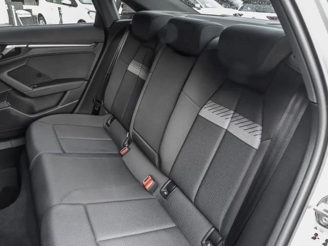 Audi A3 30 TDI S-Tronic Sedan