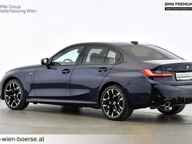 BMW 330 330e Sedan xDrive