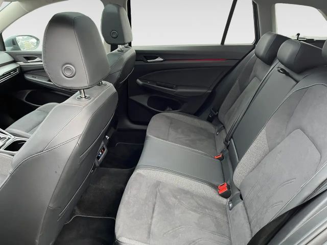 Volkswagen Golf DSG Style Variant