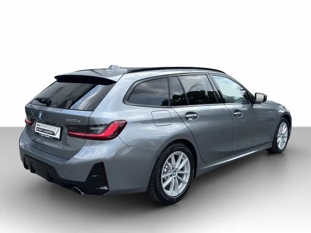 BMW 330 330d M-Sport Touring xDrive