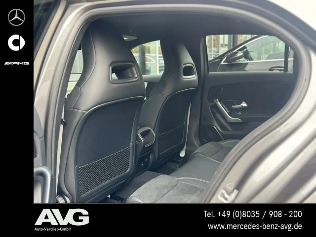 Mercedes-Benz A 180 A 180 Special Edition AHK LED Distr Night RF-Kam