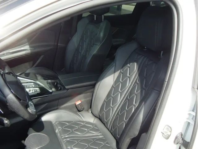 Peugeot 3008 EAT8 GT-Line