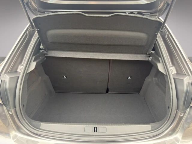 Peugeot 208 EAT8 GT-Line