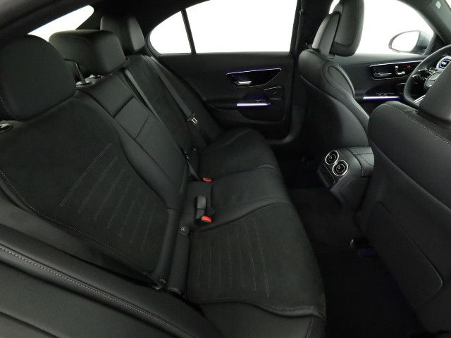 Mercedes-Benz C 220 AMG Line C 220 d Sedan