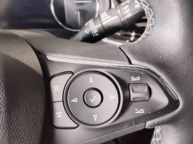 Opel Insignia Automatik sehr sparsam, AHK bis 1850 kg