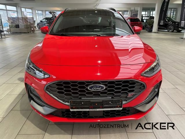 Ford Focus ST Line Wagon