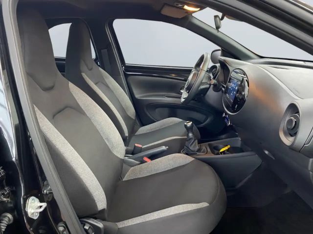 Toyota Aygo X Business Hatchback