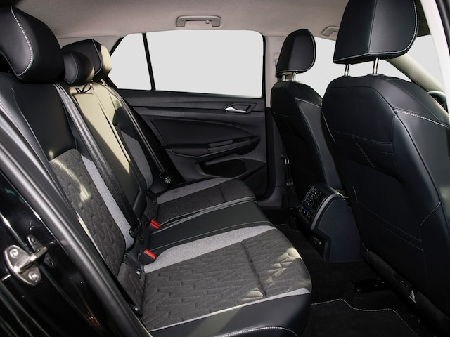 Volkswagen Golf 1.5 eTSI DSG Golf VIII