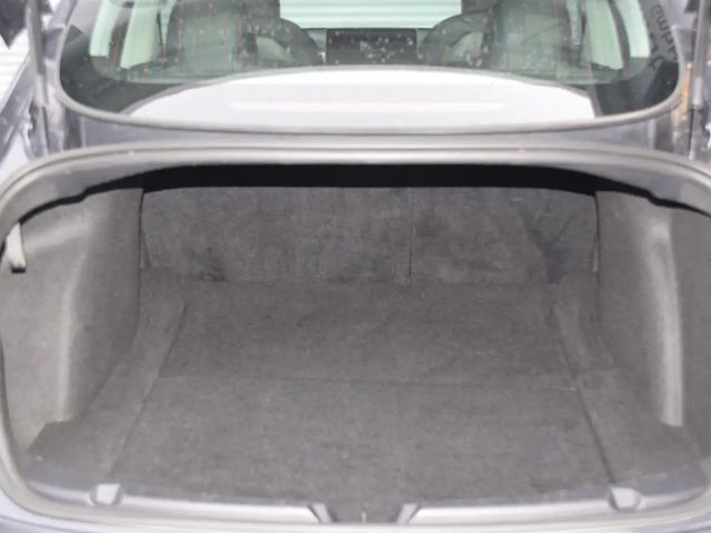 Tesla Model 3 RWD Standard Range