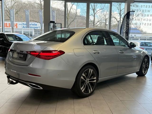 Mercedes-Benz C 180 AVANTGARDE Sedan