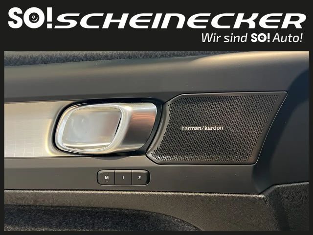 Volvo XC40 Dark Plus