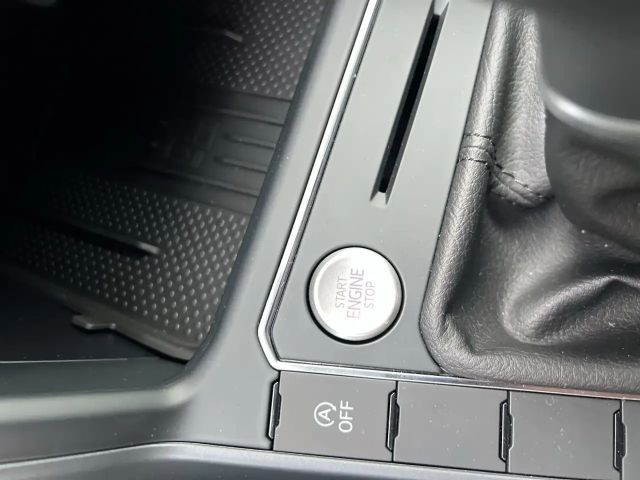 Volkswagen Taigo 1.0 TSI DSG R-Line