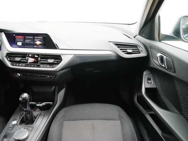 BMW 116 116d 5-deurs Sedan