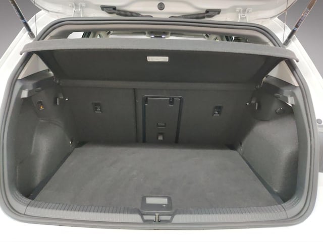 Volkswagen Golf 1.5 TSI Plus