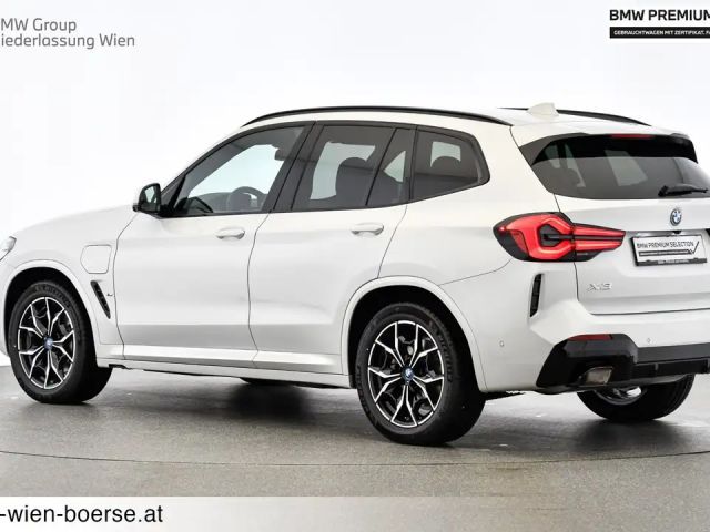 BMW X3 xDrive30e