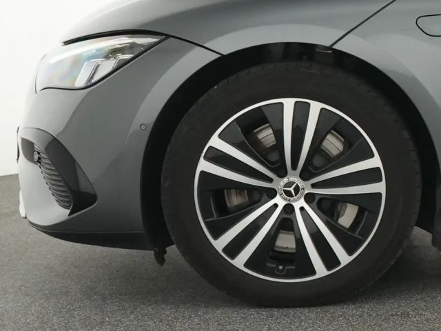 Mercedes-Benz EQE 300 Business Line Sedan