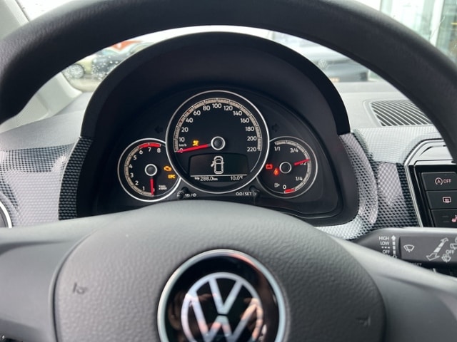 Volkswagen up! Move Move up!