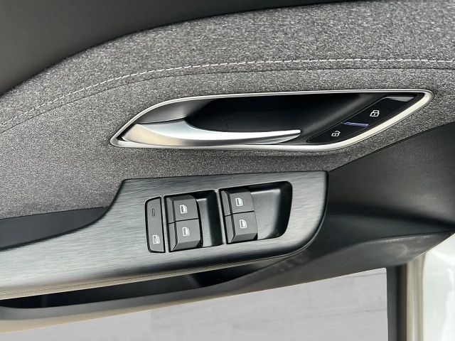 MG ZS Standard range