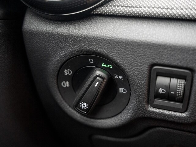 Skoda Fabia 1.0 MPI 5-GANG SpurH SoundSys