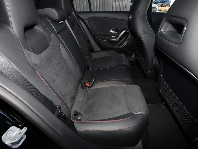 Mercedes-Benz A 200 AMG Line