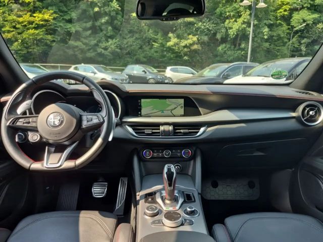 Alfa Romeo Stelvio Q4