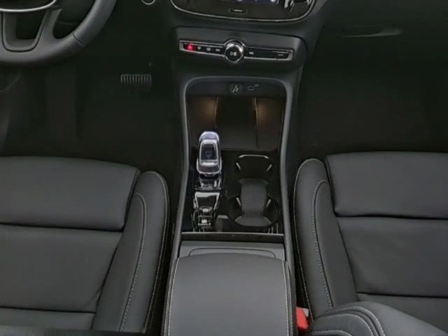 Volvo XC40 Dark Plus