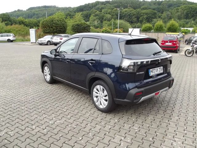 Suzuki S-Cross Hybrid