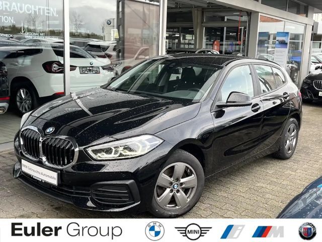 BMW 118 118i Sedan