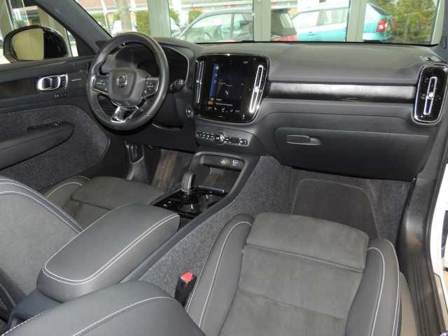 Volvo XC40 Dark Recharge T4 Ultimate