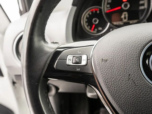 Volkswagen up! 1.0 MPI Active