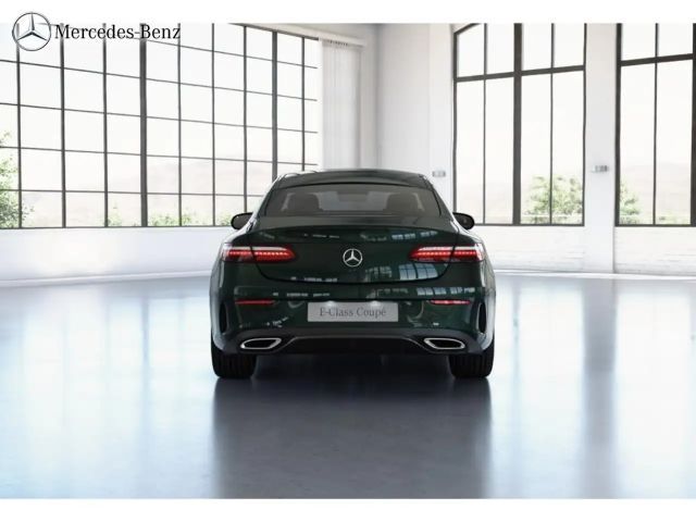 Mercedes-Benz E 200 AMG Line Coupé