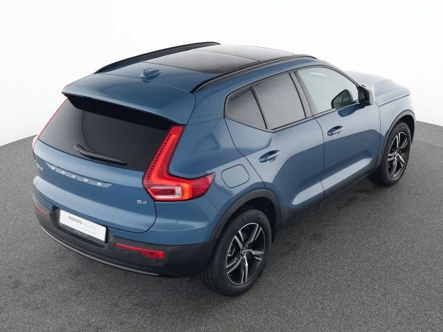 Volvo XC40 Dark Plus
