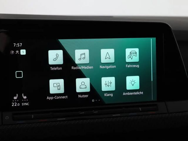 Volkswagen Golf DSG R-Line