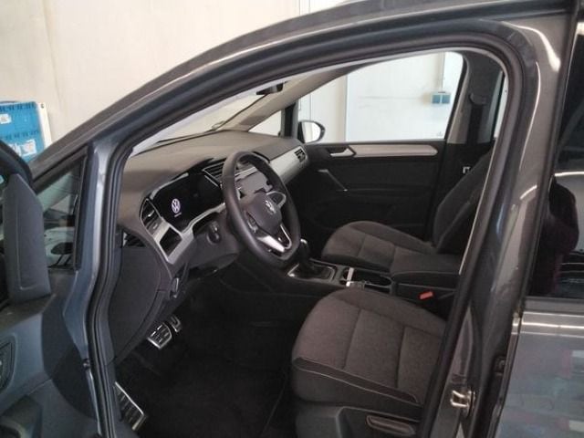 Volkswagen Touran 1.5 TSI DSG Move