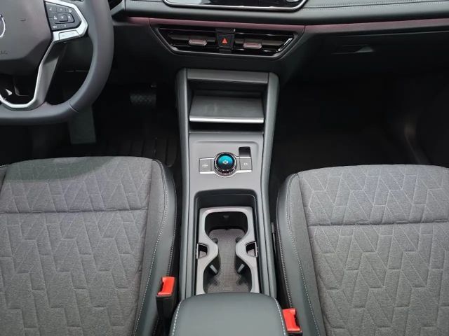 Volkswagen Tiguan 1.5 eTSI Plus