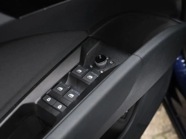 Audi Q4 e-tron 45 LED Navi+ AHK Sportsitze LM19