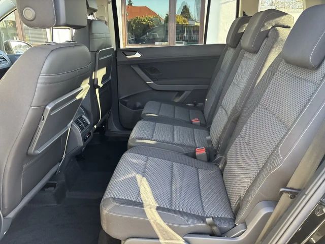 Volkswagen Touran 1.5 TSI Comfortline