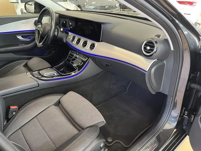 Mercedes-Benz E 300 E 300 de