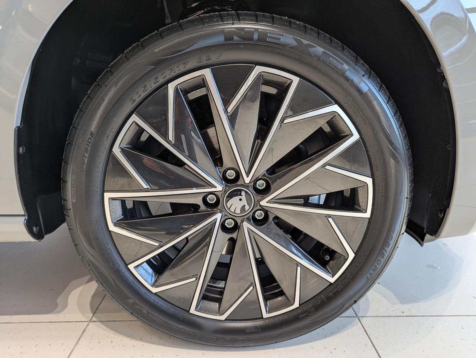 Skoda Scala 1.0 TSI Tour