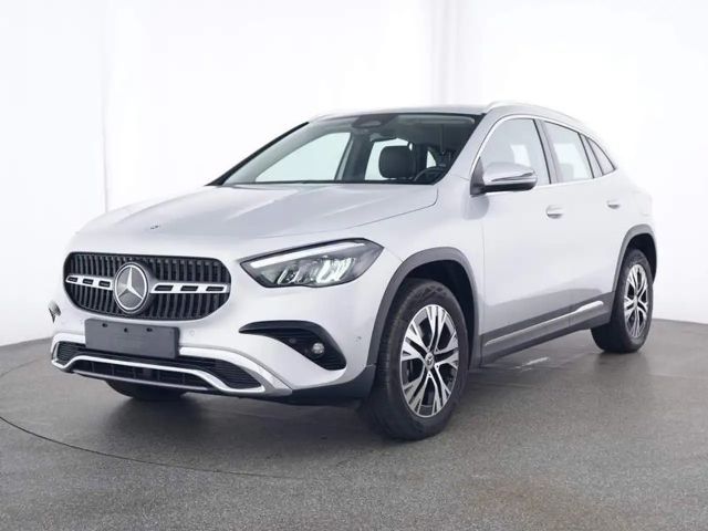 Mercedes-Benz GLA 200 Progressive