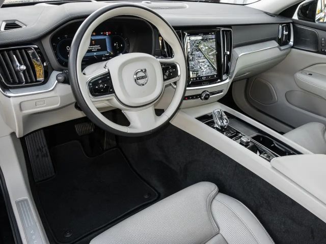 Volvo V60 Cross Country AWD Ultimate