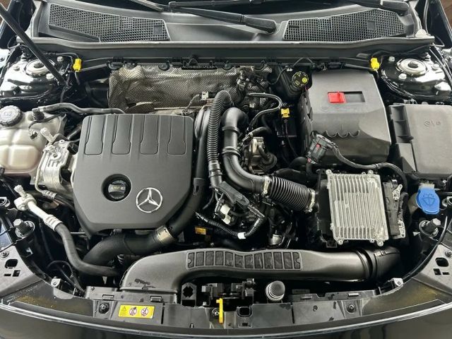 Mercedes-Benz CLA 180 AMG Line Shooting Brake