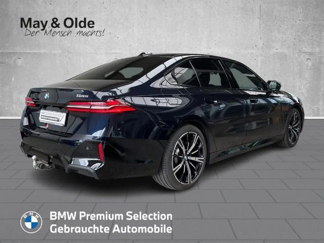 BMW 520 520i M-Sport Sedan
